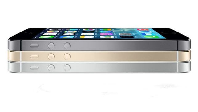 Iphone 5S y 5C disponible en Octubre 2013